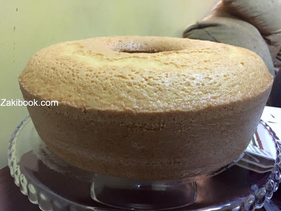 ?الكيك العادي على شكل ولذة الكيكة الإسفنجية ?