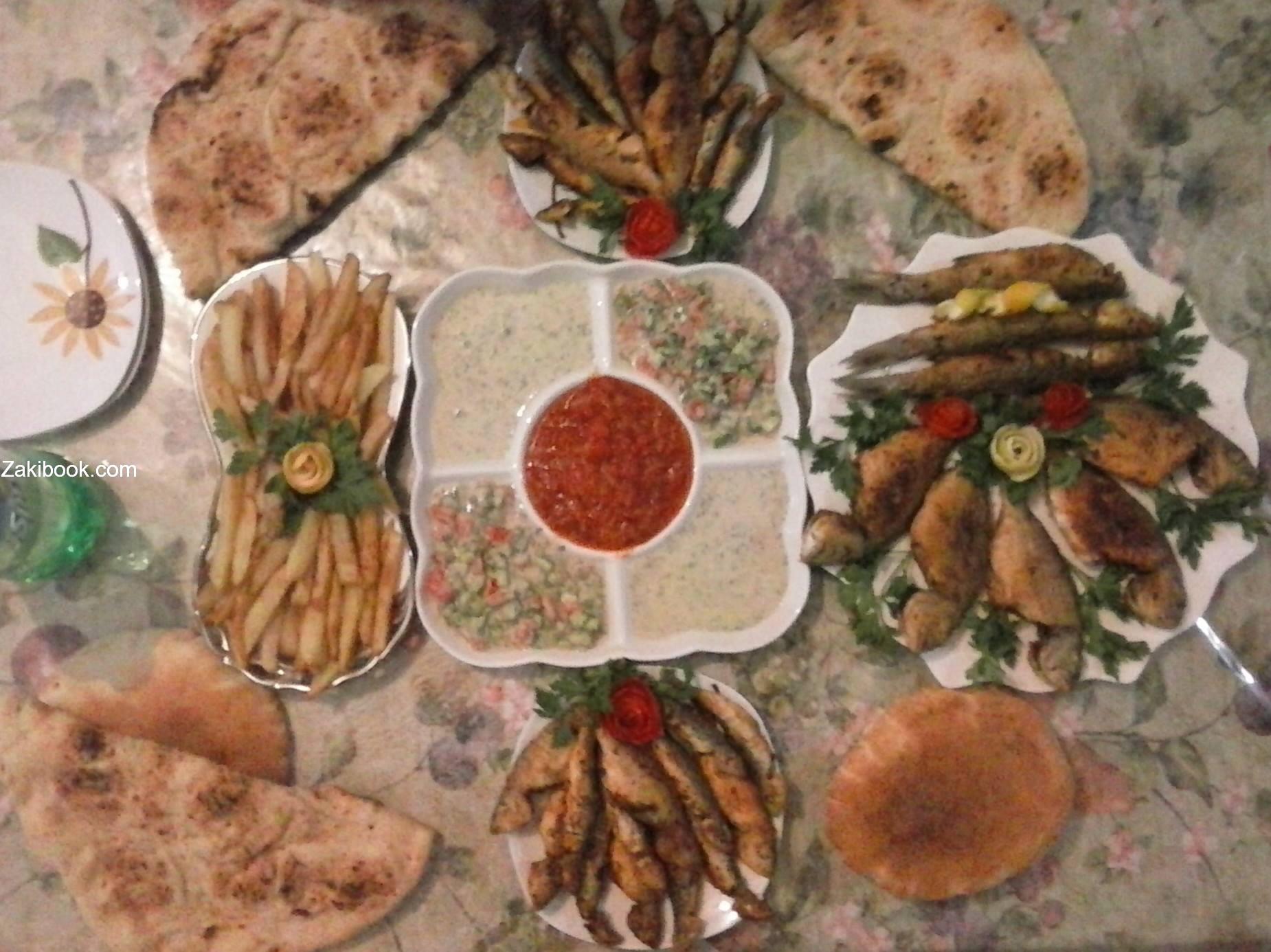 فن تقديم سفرة جميلة من الأسماك