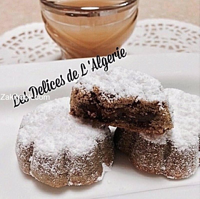 طريقة عمل المعمول بالقش