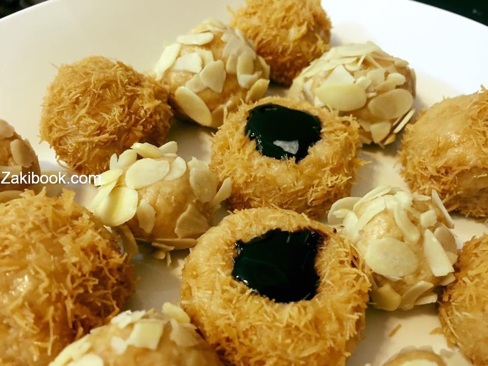 حلا كرات البسكويت اللذيذة