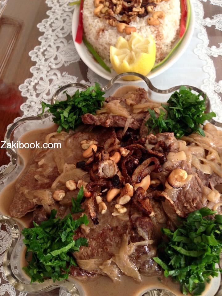 أطيب طريقة لعمل شرائح اللحم المقلية مع البصل خطوة بخطوة مع الصور