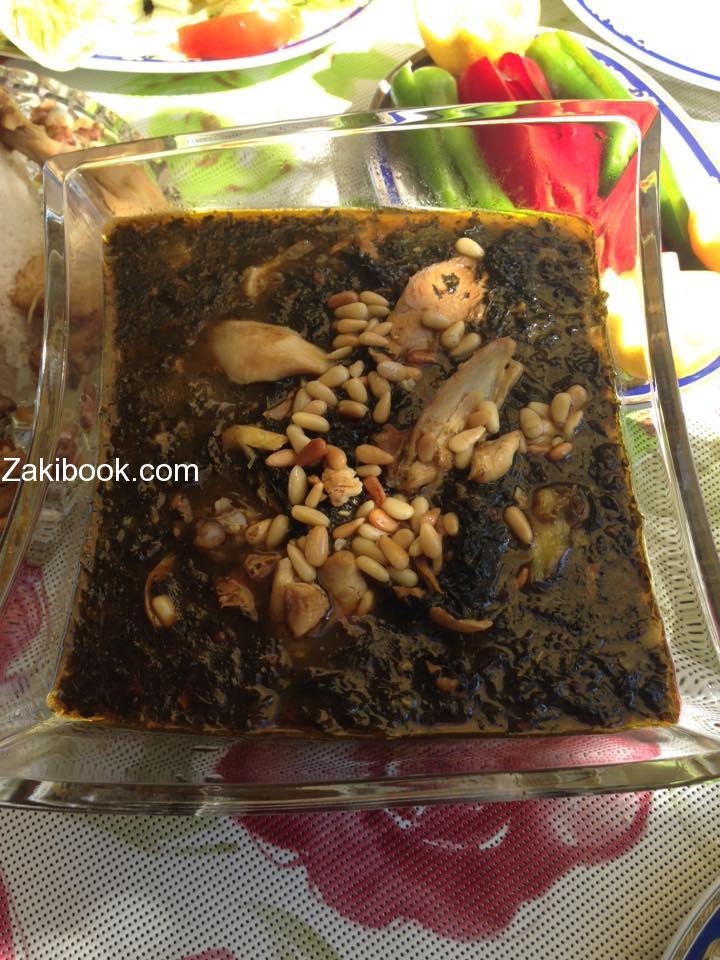 الملوخية الملوكية على أصولها بالخطوات المصورة