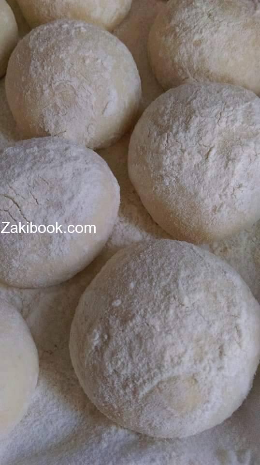 خبز البيتا على طريقة المخابز 