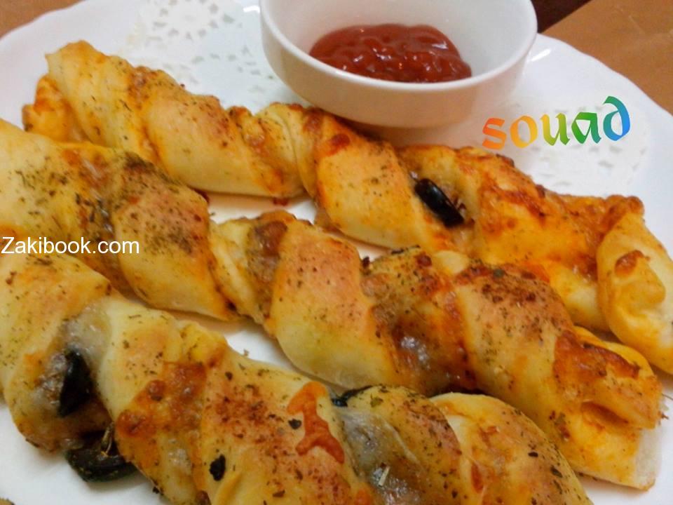 Twisted Pizza Breadsticks اصابع البيتزا المجدولة