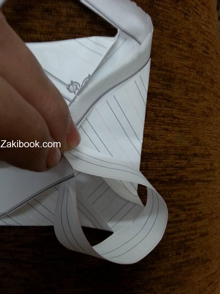 طريقة لف الفطيرة المربعة بالصور