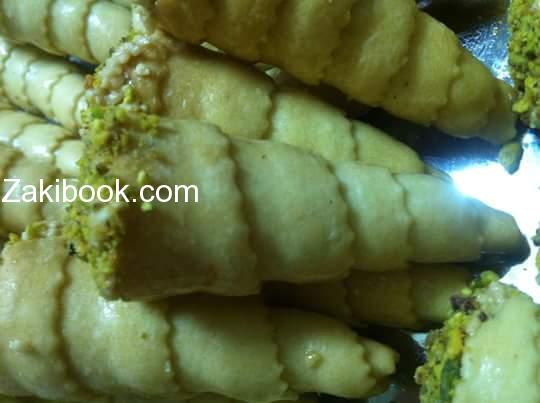 اقماع محشية ذوق و مناسبة جدا في سهرات رمضان