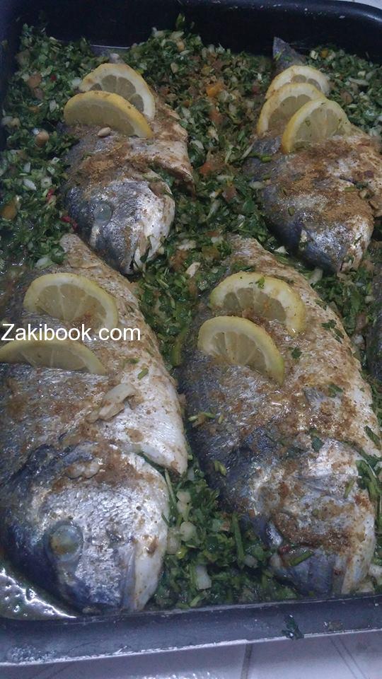 سمك محشي مشوي بالفرن 