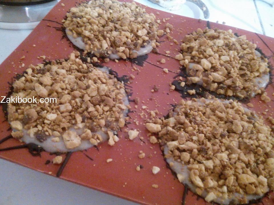 قوالب الشكولاتة المحشية ببودنج الموز