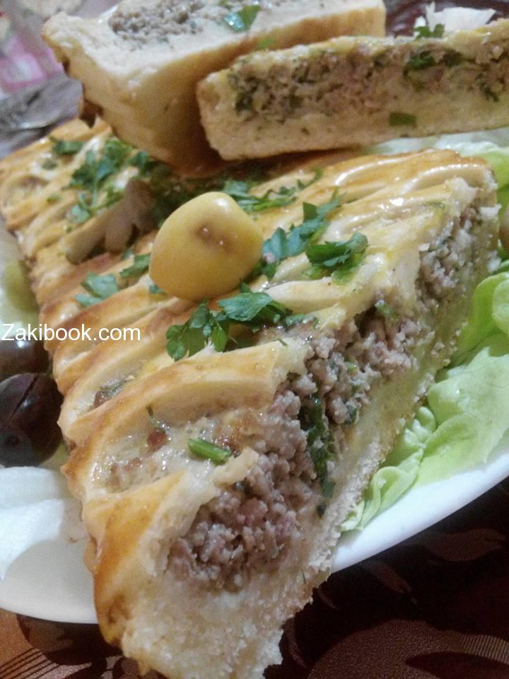 فطيرة باللحمة المفرومة بطريقة المطاعم