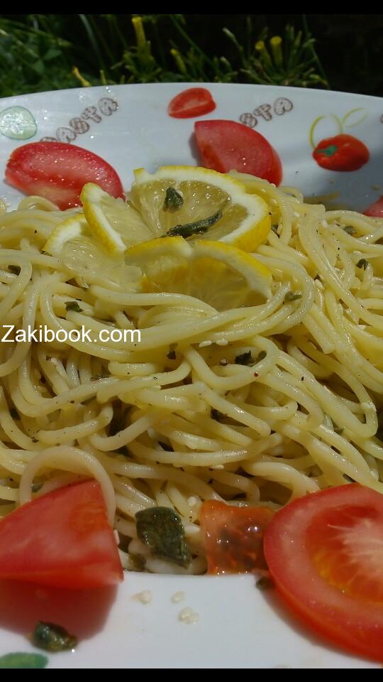 سنتشل دجاج مع معكرونه بالخل والزعتر والنعنع