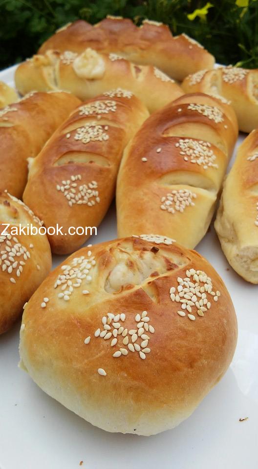 معجنات هشة بالحليب وأخرى بالأعشاب