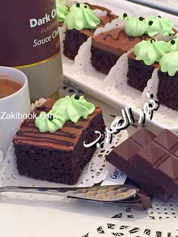 كيكة بالشكولاتة الغامقة محبي الشكولاتة يتفضلوا معي