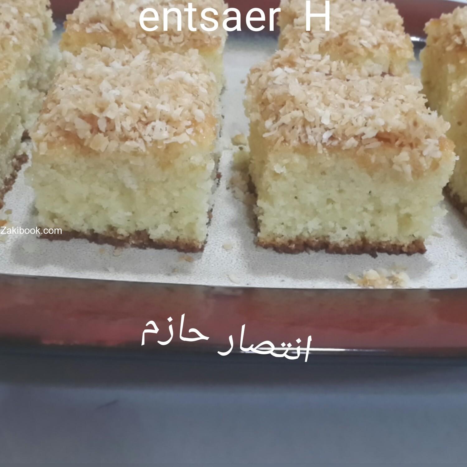 كيكة السميد وجوز الهند