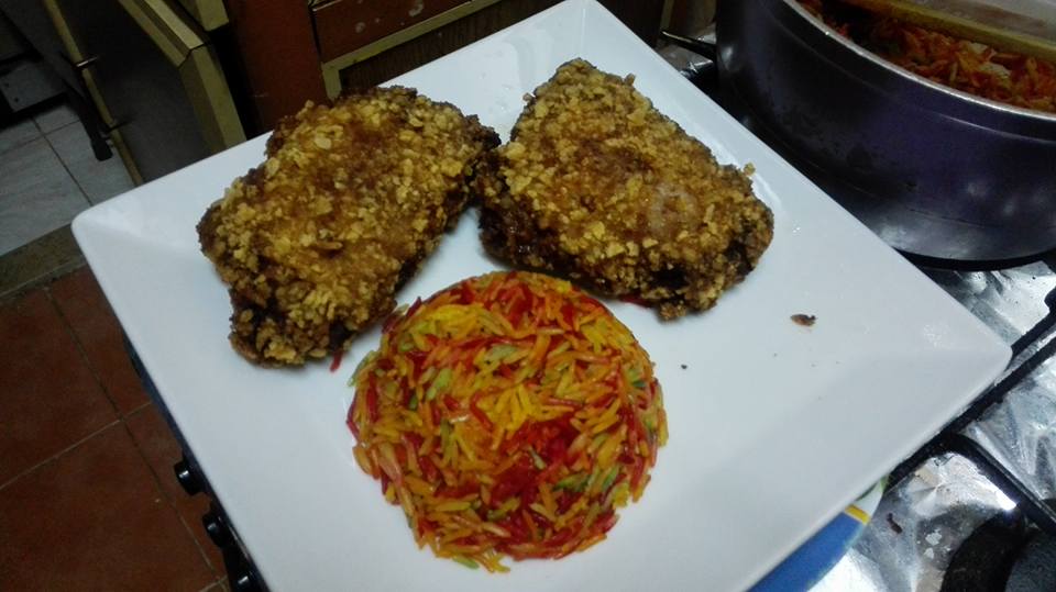 دجاج كنتاكي مع الارز المدخن