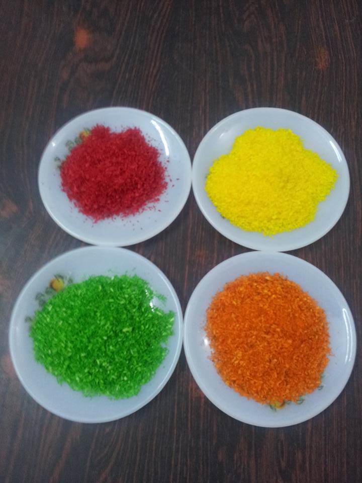 جوز الهند الملون للتزيين الكيك والحلويات