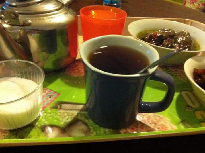 فطوري اليوم مكدوس وشاي