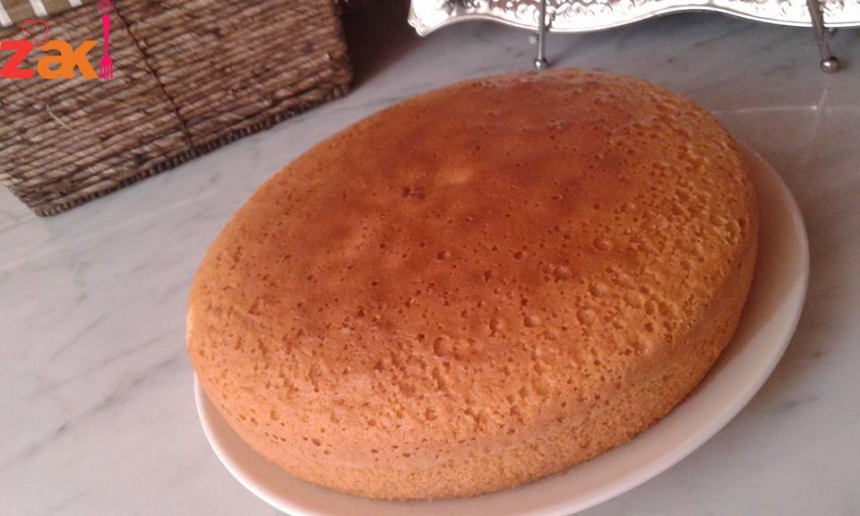كيكه ساده بدون أي عمليات تجميل لا حشوات ولا أقنعه