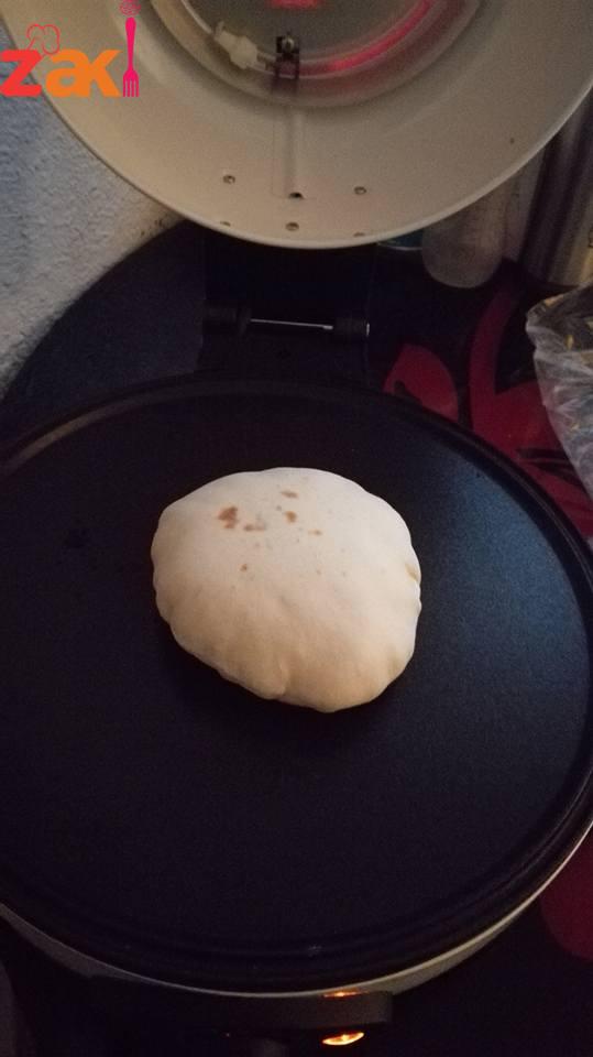 خبز من صنع ايديا يارب يعجبكوا جربوا والله يا جماعه يتاكل حاف من جماله