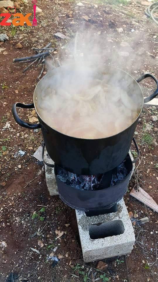 ملفوف على الحطب أنا قروية رأيكم بأكلنا