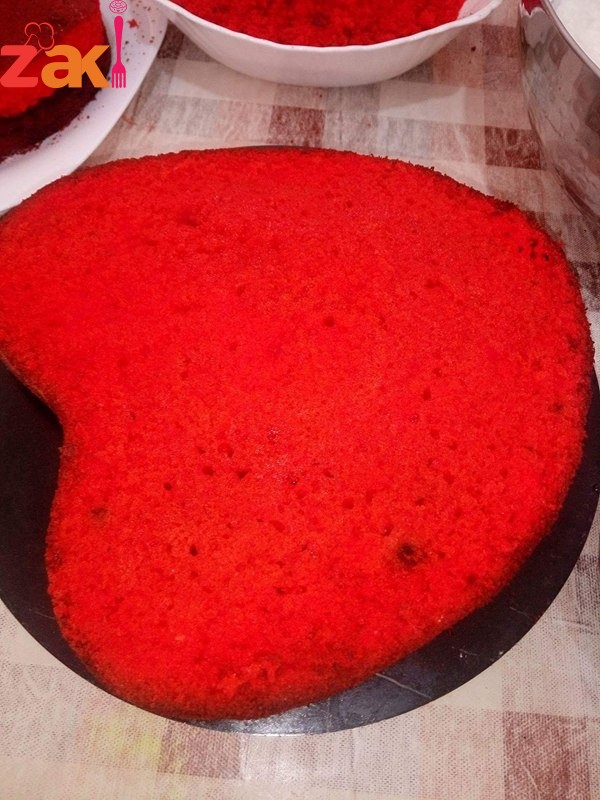 الكيكة المخملية الحمراء بالتفصيل مع أسرار نجاحها