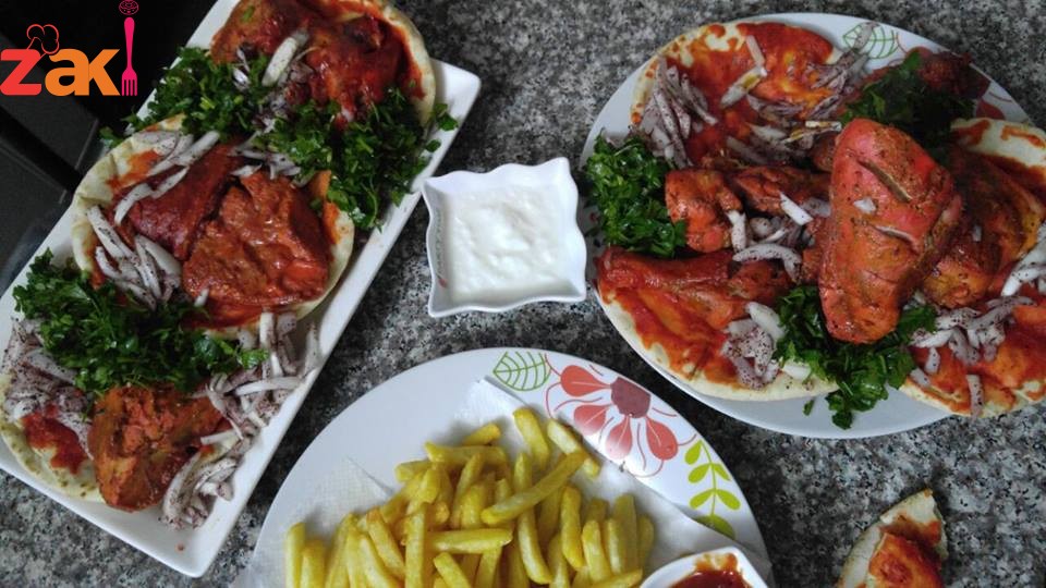 الدجاج على الطريقة التركية مع خبز البوري لأحلى غداء ملوكي