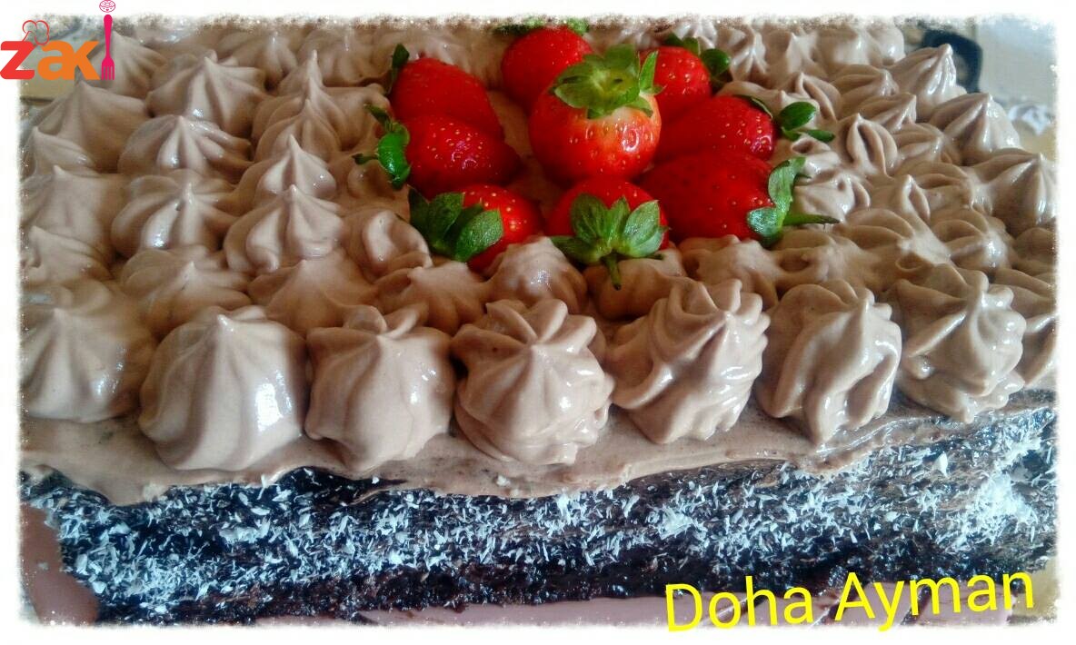 كيكة الفراولة الشهية جدا بما أنو موسم الفراولة لازم تجربوها