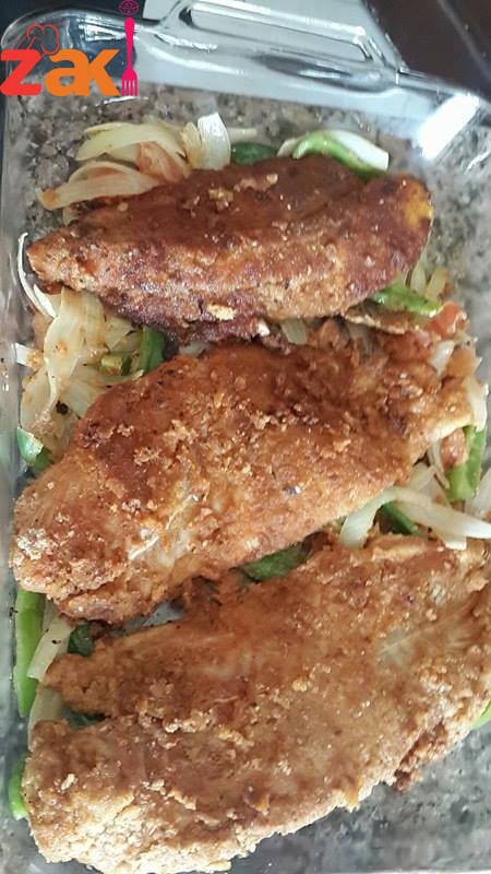 قالب السمك الفيليه مع القرشله و الفلفل الملون بالفرن