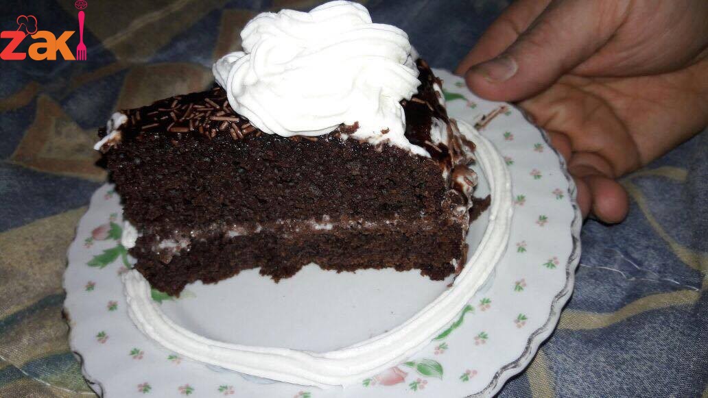 كيكة الشوكولا بالكريمة حاجة فخمة و طعم لا يقاوم