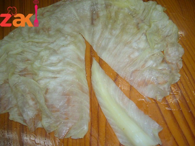 مين تساعدني بلف الملفوف وأعطيها أطيب طريقة على الاطلاق للطبخ الملفوف