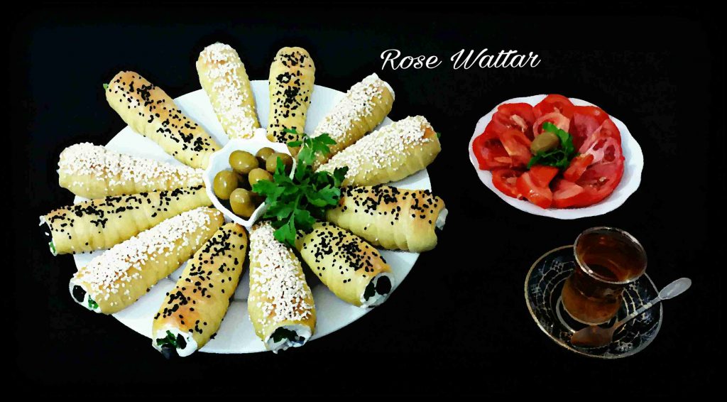 اقماع الفطائر بالجبنه الكريمي والزيتون كثير زاكي تنفع للفطائر