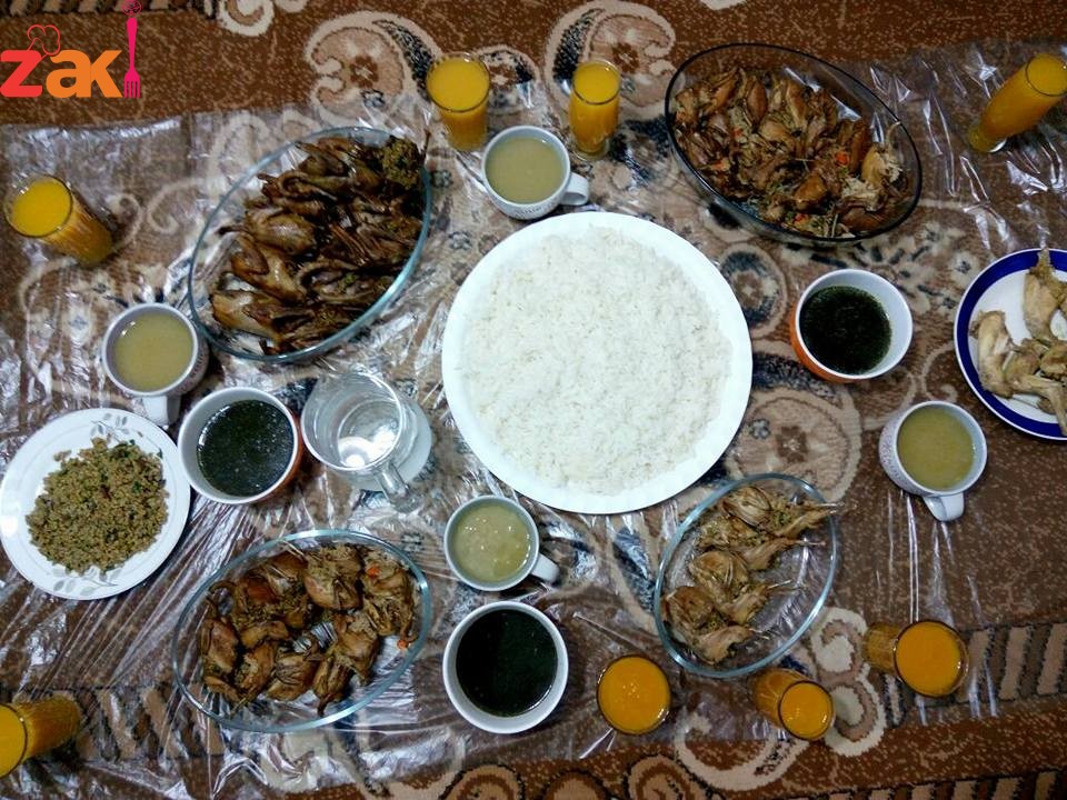 زغاليل وسمان محشيه بالفريكه والرز والمكسرات وارنب وشوربة فريكه وملوخيه شو رئيكم صبااااايا