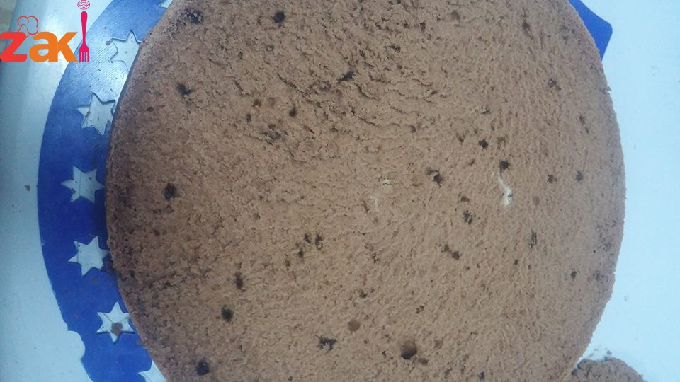 كيكه الشوكولا الاسفنجيه اللذيذة يمي يمييي