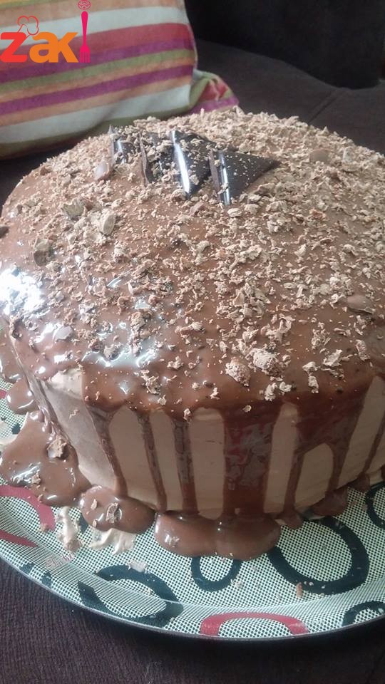 كيكه الشوكولا الاسفنجيه اللذيذة يمي يمييي