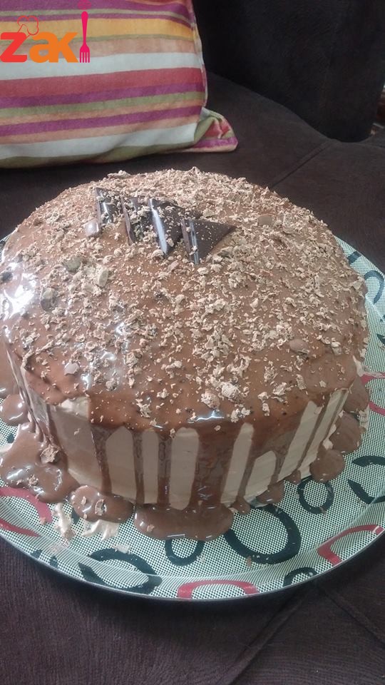 كيكه الشوكولا الاسفنجيه اللذيذة يمي يمييي