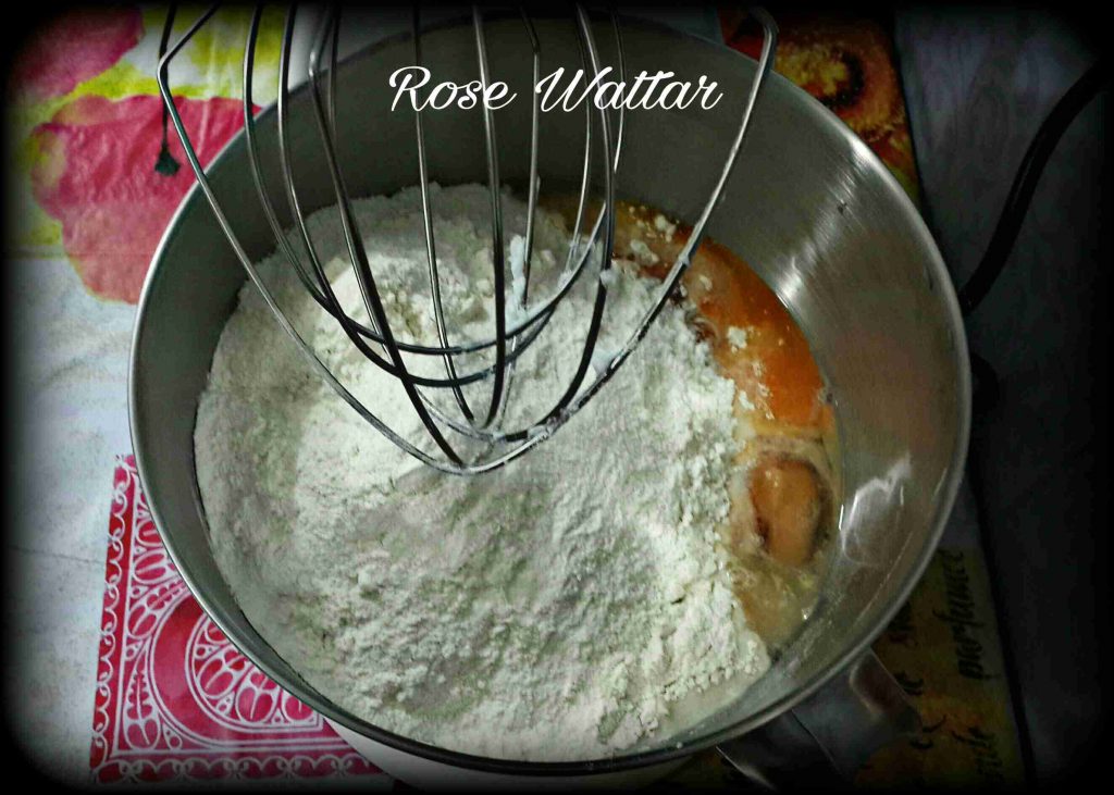 كيكتي الاسفنجيه فضيعه شكلا وطعما وبطريقه مضمونه 100/100جربوها