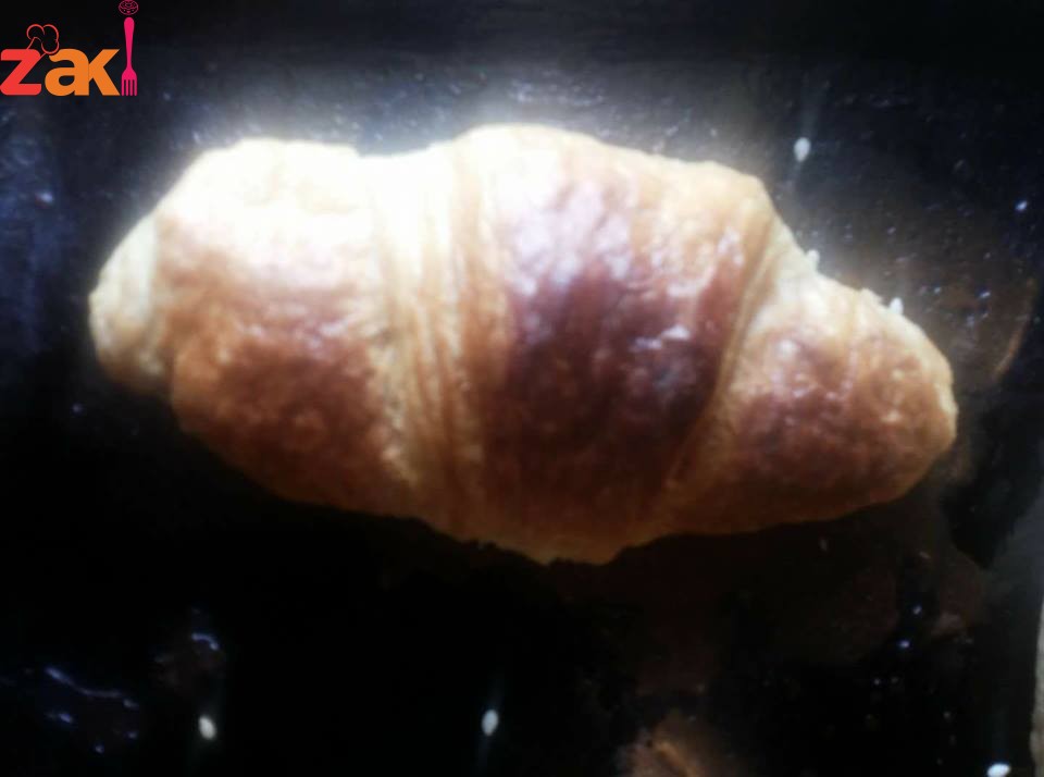 اليوم عنا وصفة من وصفات عالم المعجنات الفرنسية وهي الكرواسون 