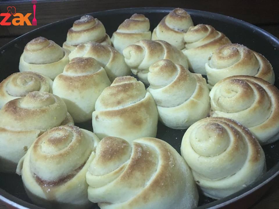 لفائف المربى من الحلويات الزنجباريه طعم و شكل ازكى من بعض