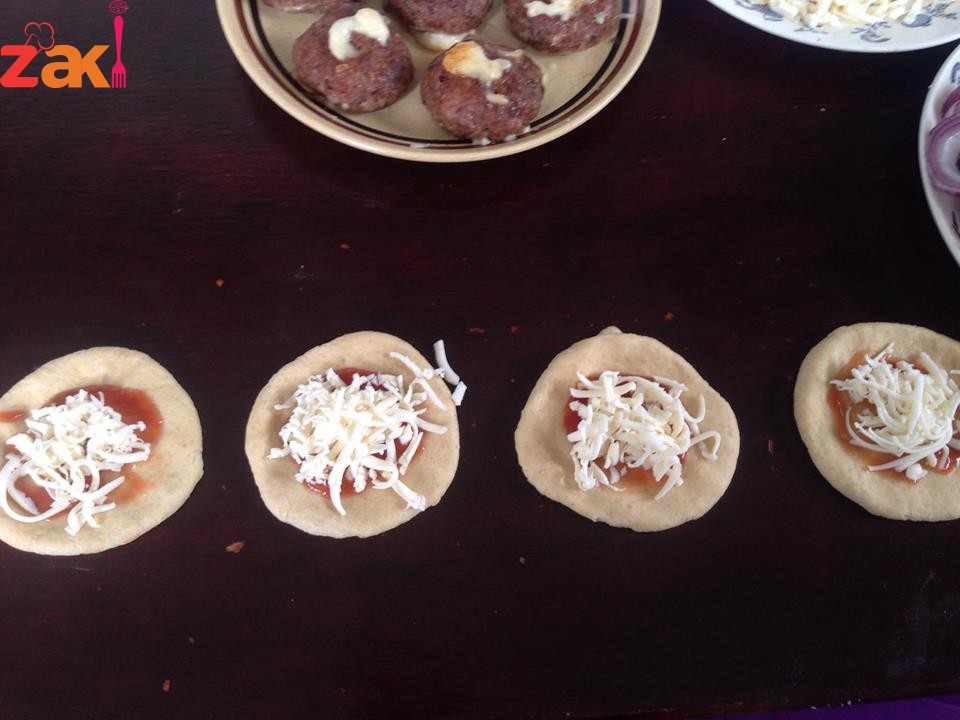 طريقة عمل فطاير البرجر بفخد الدجاج شغل مطاعم خمس نجووووم