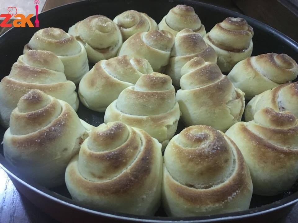 لفائف المربى من الحلويات الزنجباريه طعم و شكل ازكى من بعض