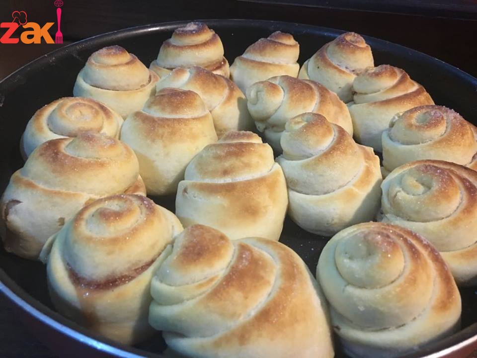 لفائف المربى من الحلويات الزنجباريه طعم و شكل ازكى من بعض