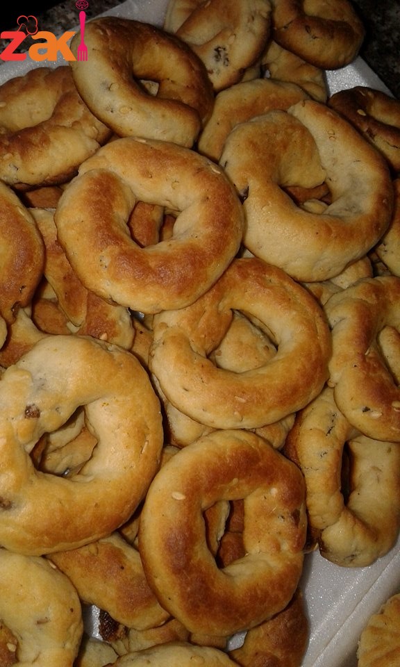 طريقة عمل كعك بعجوة زاكي و رهيب بشكل كبير