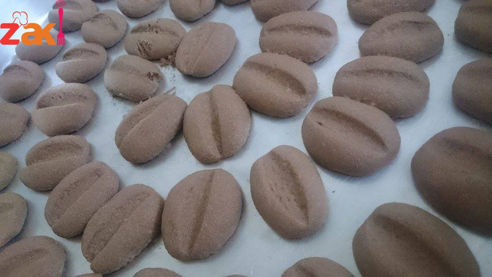 بسكويت حبات القهوة روووعة وخاصة مع مشروبك المفضل