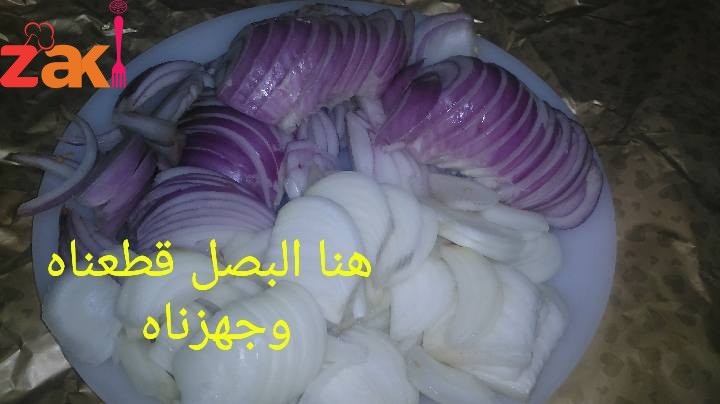 اوراك الدجاج بالبصل والفلفل الألوان لذيذه وخفيفة وسهله ان شاء الله تعجبكم