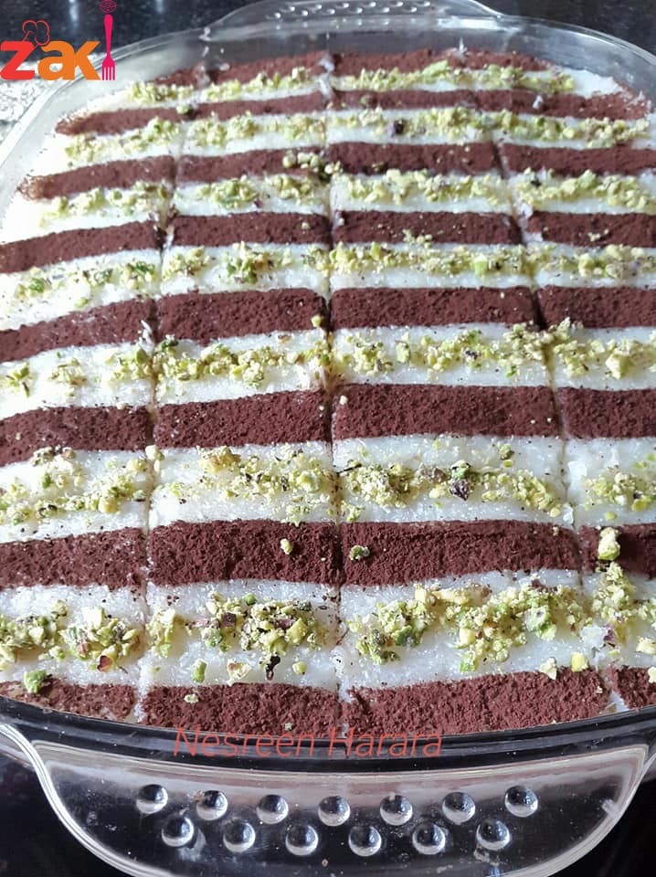 كيكة الشكولاتة وجوز الهند لو حابة تعرفي الطريقة اكتبي تم في التعليقات