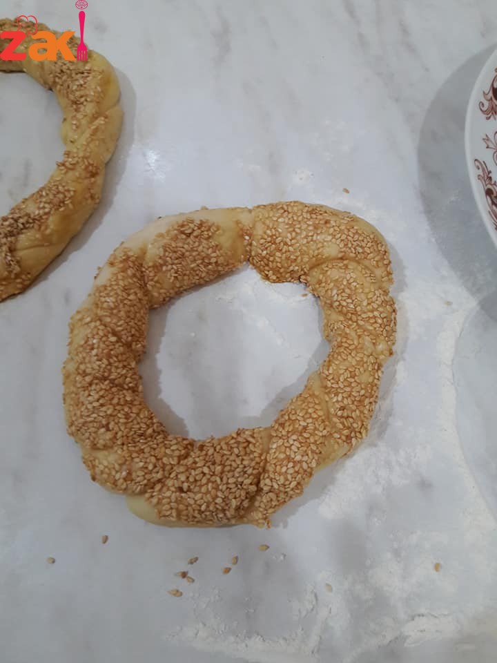 طريقة عمل خبز السميت التركي بأنجح طريقة على الاطلاق ومن أول مرة