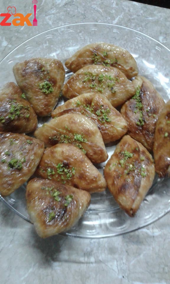 مبارح عملت شعيبيات بالبيت وطلعو روعة كتير طيبين بمقادير بسيطة وسهلة بنصحكن تجربوها وراح تحبوها كتير واكيد راح تدعولي