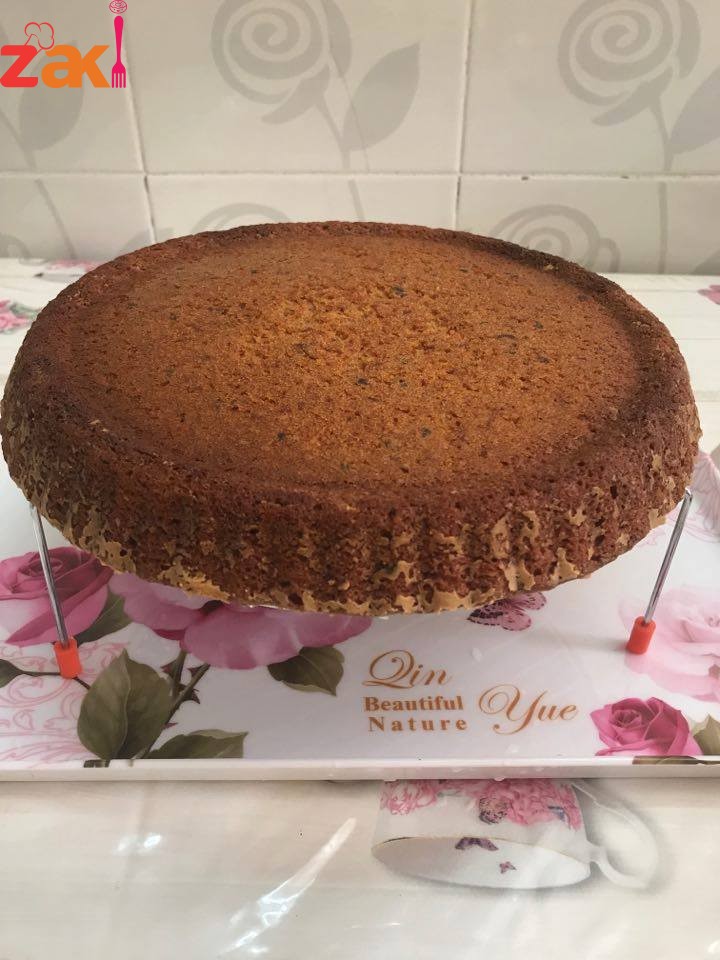 طريقة عمل كيكة التمر 