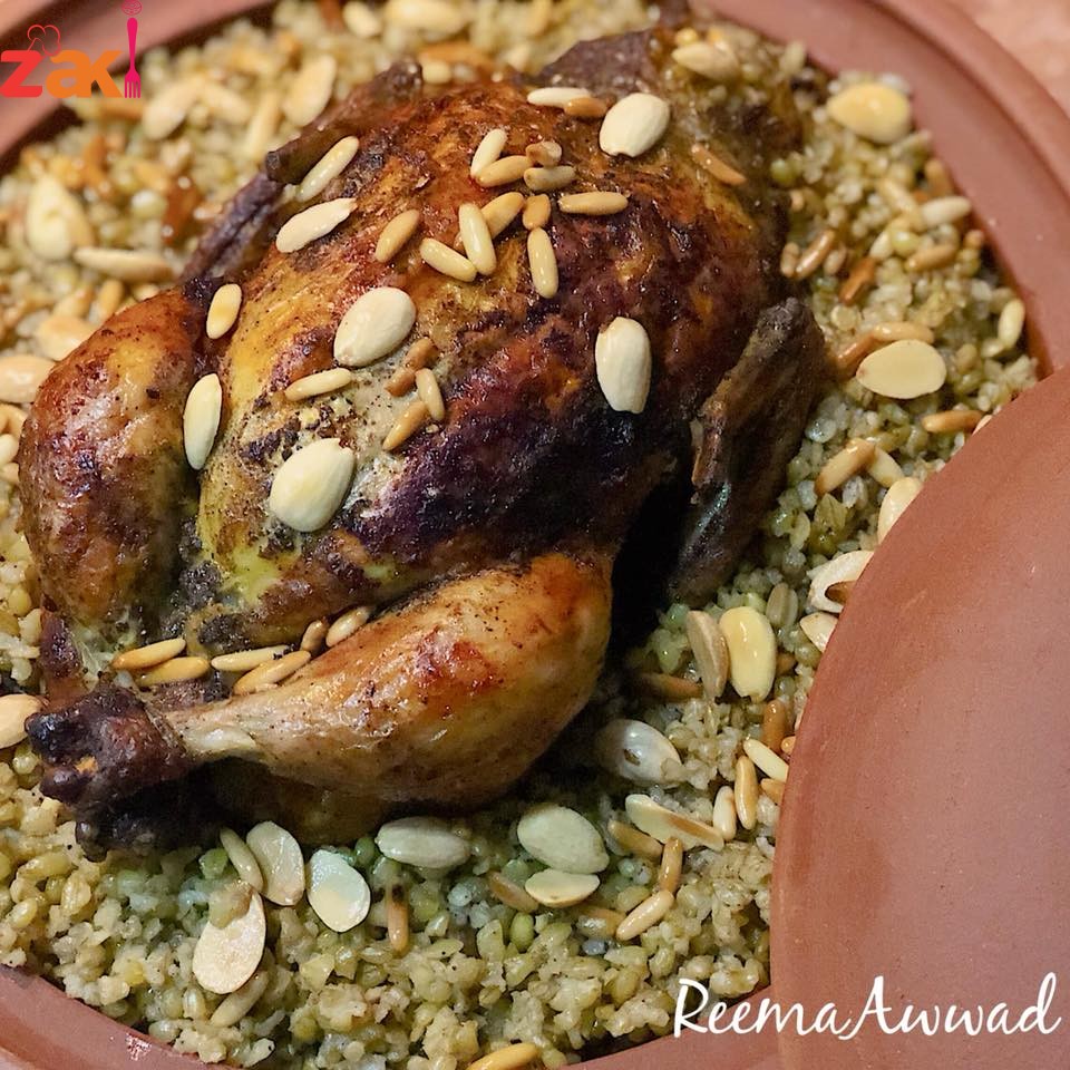 طريقة دجاج محشي فريكة وفريكة مفلفلة بالفخارة