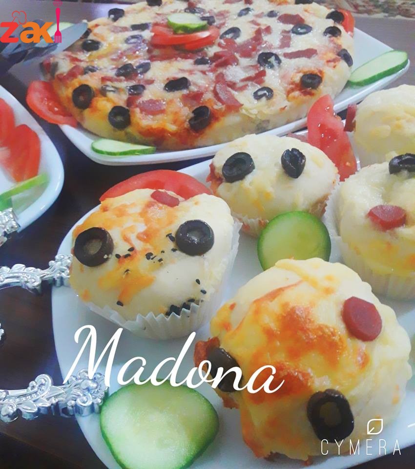 طريقو فطيره واكواب بيتزا بعجنة عشر دقائق