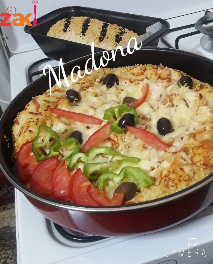 طريقة كيك وفطيره البيتزا بالدجاج 